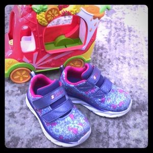 Toddler girls Sketchers
